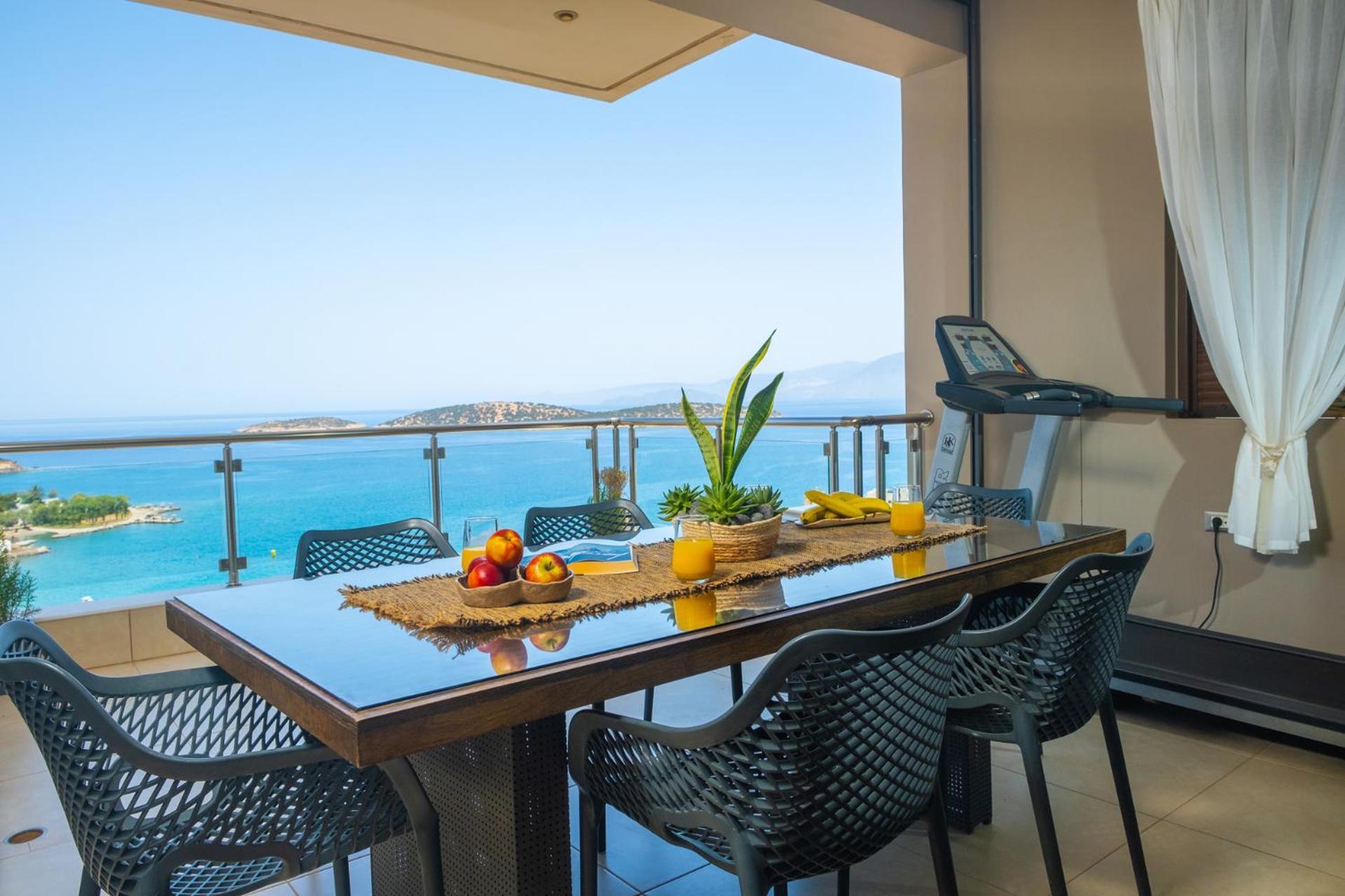 Thea Panoramic Sea View Apartment Agios Nikolaos  Bagian luar foto